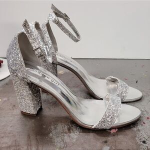 MADDEN GIRL Heels Women's 8.5 Silver Glitter Sparkle Open Toe Prom Wedding Eveni